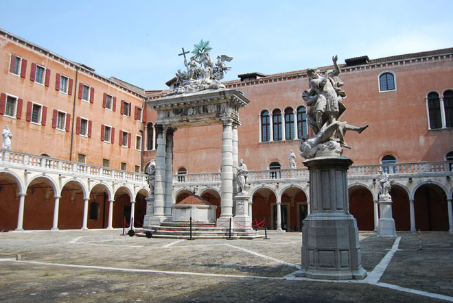 chiostro_frari