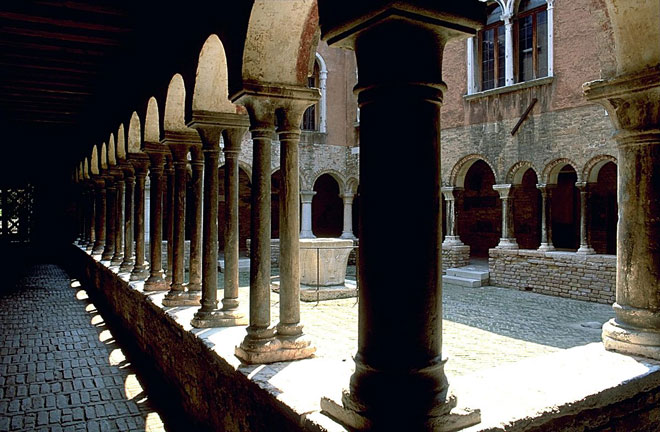 chiostro_santa_apollonia